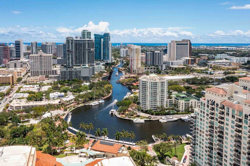 Fort Lauderdale for live in 2025